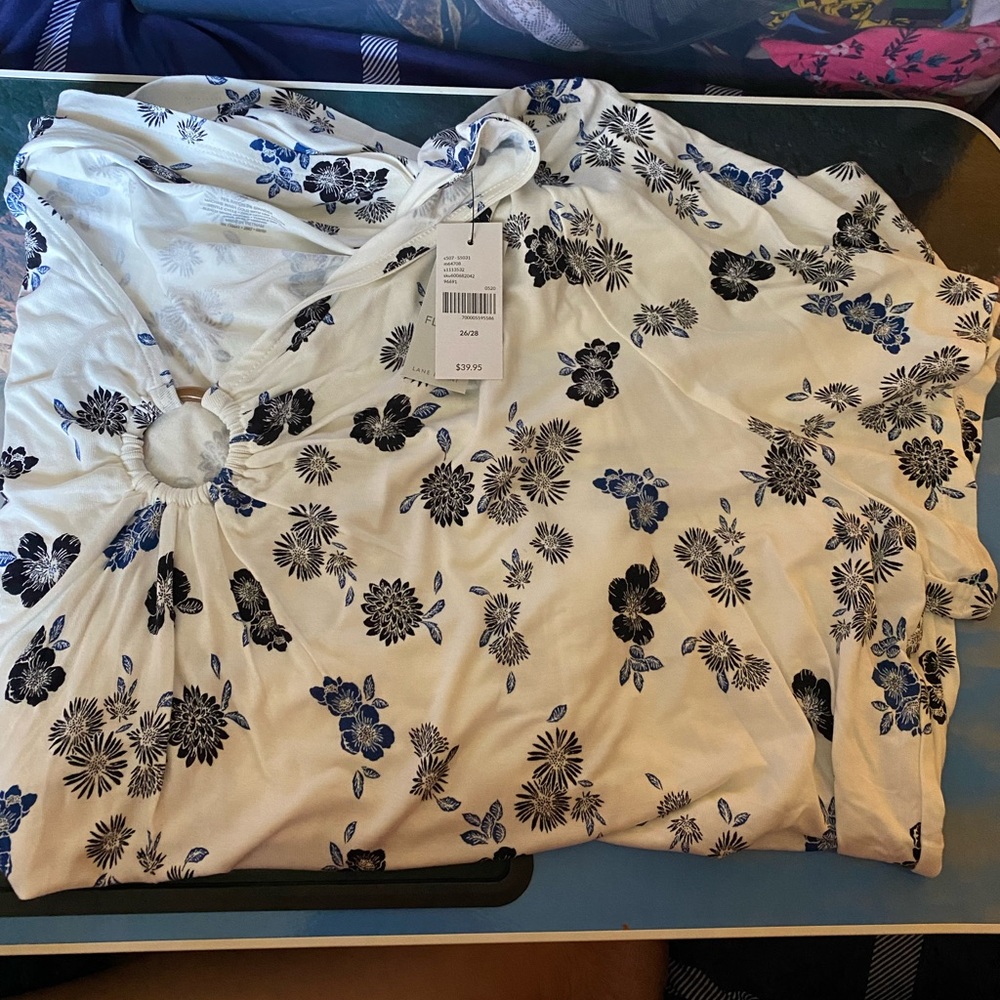 NWT LB blouse size 26/28